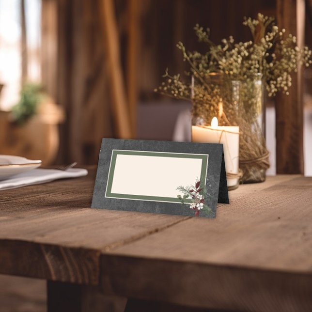 Carte De Placement Baies d'hiver rustiques et Mariage noir de pin (Rustic Winter Berries & Pine Blac Wedding Table Place Card)