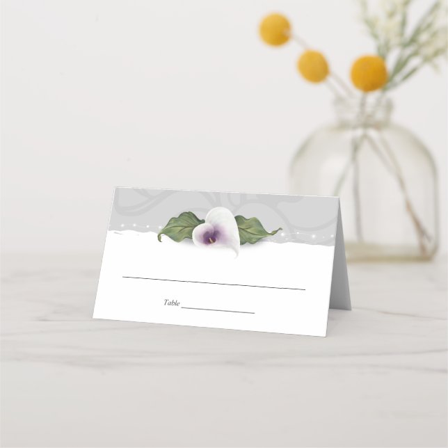 Carte De Placement Blanc et violet Calla Lily Mariage Élégant floral (Devant)