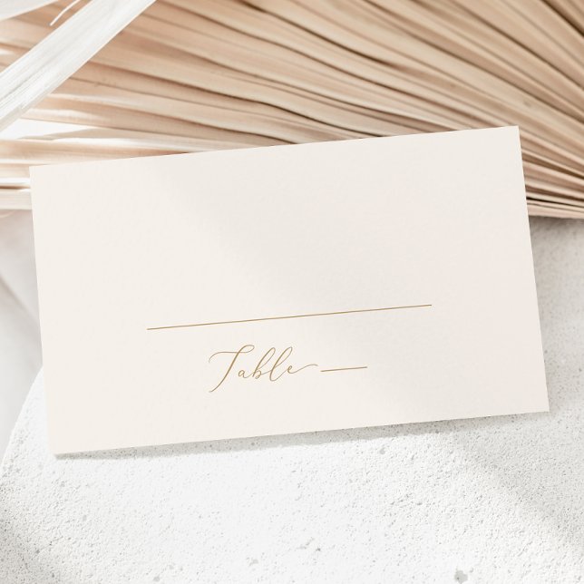 Carte De Placement Calligraphie Or Délicate | Mariage plat crème (Créateur téléchargé)