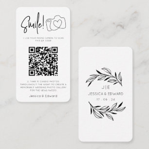 Carte De Placement Code QR de photos mémorables Noir Chic Mariage mod