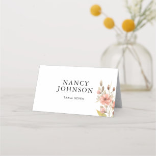 Carte De Placement Dusty Rose Blush Floral avec Mariage de nom d'hôte