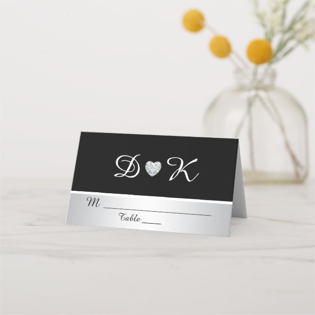 Carte De Placement Élégant Monogramme noir Mariage de coeur d'argent (Devant)