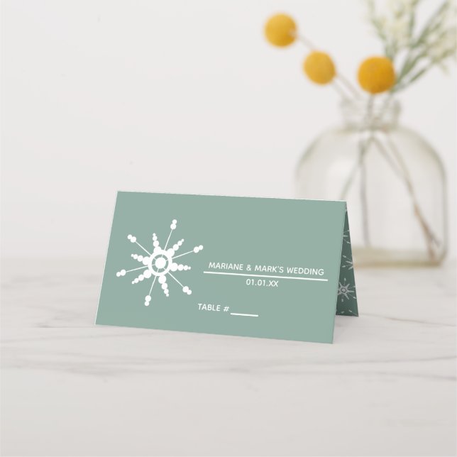 Carte De Placement Flammes de neige Dot Moderne Mariage d'hiver Vert  (Devant)