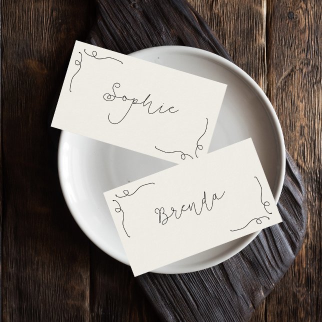 Carte De Placement Fun Whimsical Main tiré Mariage français Nom plat (Créateur téléchargé)