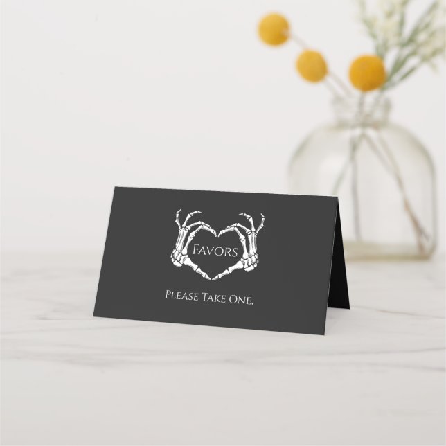 Carte De Placement Goth Skull Skeleton Faveurs main (Devant)