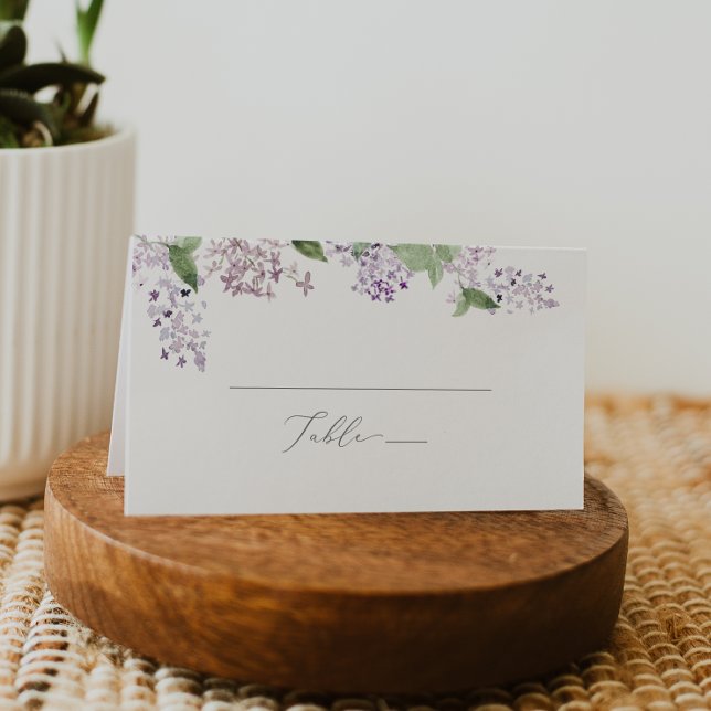 Carte De Placement Monogramme Lilac rustique Mariage plié (Créateur téléchargé)