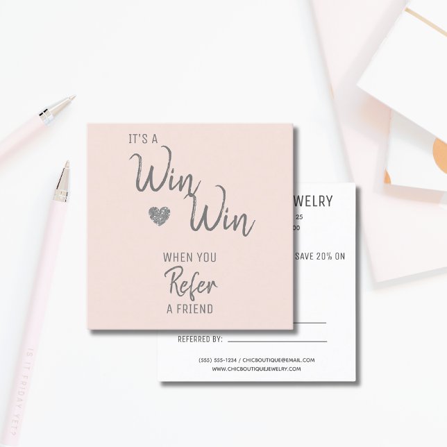 Carte De Référencement Blush White Win moderne Référer un ami (Créateur téléchargé)