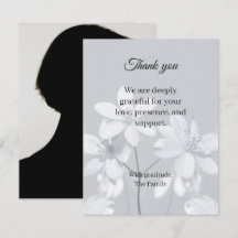 Carte de remerciement de funérailles à fleurs gris