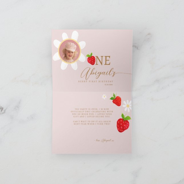 Carte De Remerciements Berry First 1st Strawberry Birthday Photo (Intérieur)
