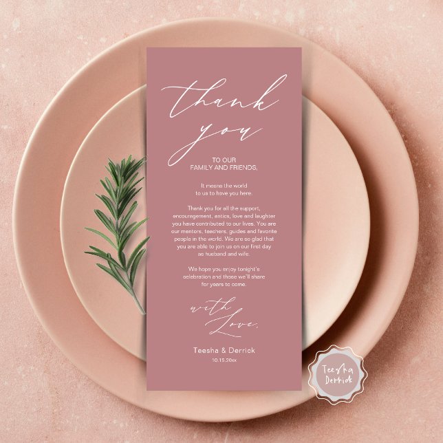 Carte de remerciements de réglage minimaliste du M (Wedding Brunch, Lunch, Dinner Place Setting Thank You Card, Modern Minimalist Script, Dusty rose )