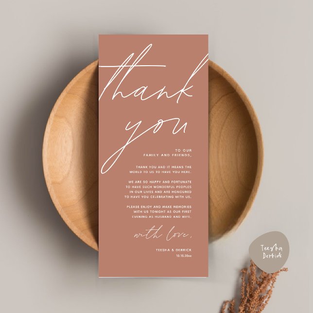 Carte de remerciements de réglage minimaliste du M (Wedding Place Setting Thank You Card, Modern Minimalist Clean, Terracotta Earthy Brown)