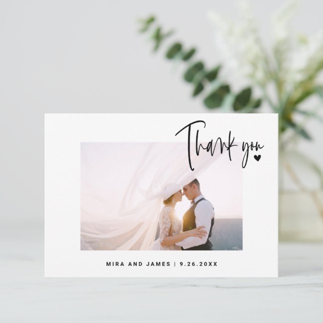 Carte De Remerciements Elégant Mariage Script Photo Heart Simple Moderne (Debout devant)