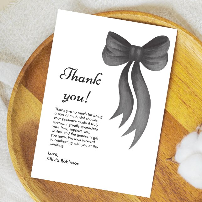 Carte De Remerciements Fête de mariage avec un nœud papillon noir Elle se (Black Bow She's Tying the Knot Bridal Shower Thank You Card  )