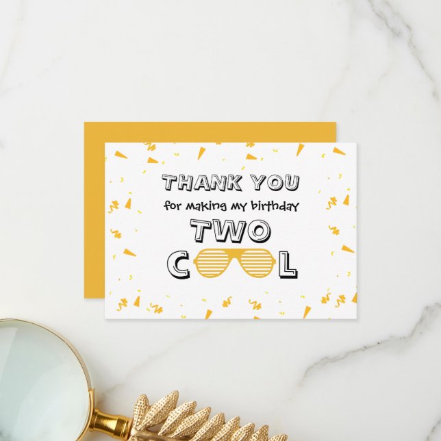 Carte De Remerciements Fête du 2ème Anniversaire de TWO Cool Sunglass (Devant/Arrière en situation)