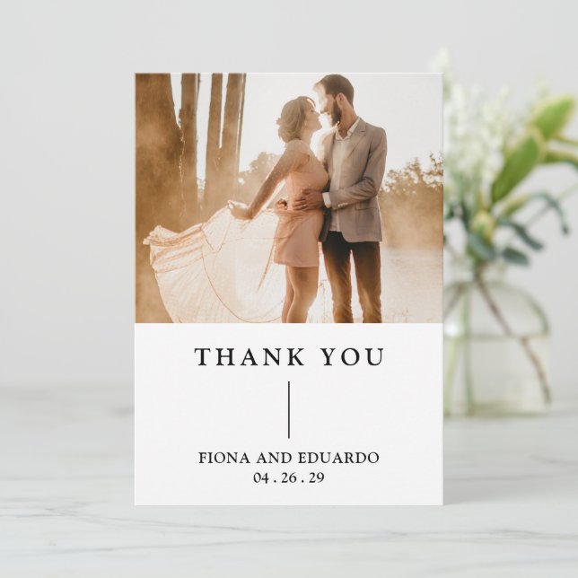 Carte De Remerciements Fiona Photo Bold Monogramme Mariage moderne (Debout devant)