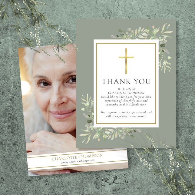 Carte De Remerciements Funérailles Mémorial de verdure Photo chrétienne (Funeral Memorial Greenery Christian Photo Thank You Card)