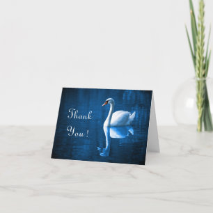 Carte De Remerciements Joli cygne blanc flottant sur un lac bleu
