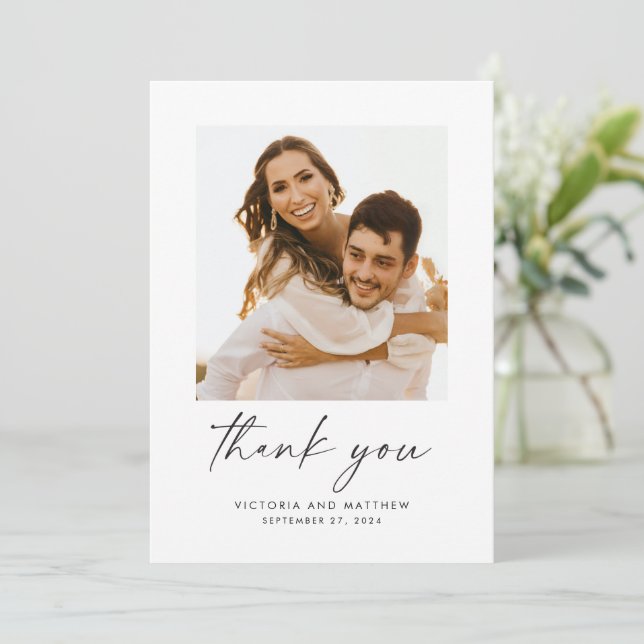 Carte de remerciements Mariage de script moderne (Debout devant)