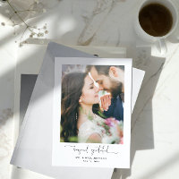 Modern Beyond Grateful Script 2 Mariage photo