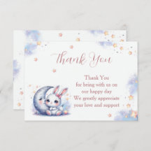 Petit lapin blanc mignon et lune d'argent croissan