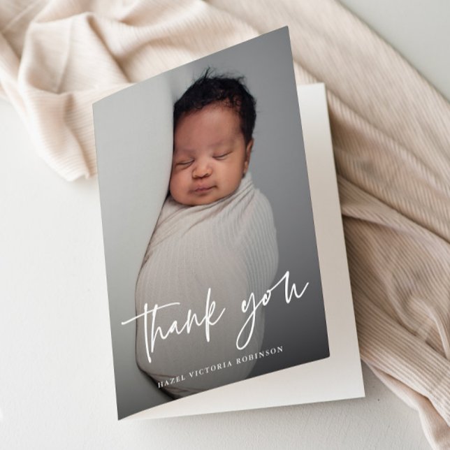 Carte De Remerciements Photo de baptême religieux écriture moderne (Modern script photo baptism thank you card.)