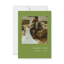 Photo de mariage minimaliste moderne vert olive
