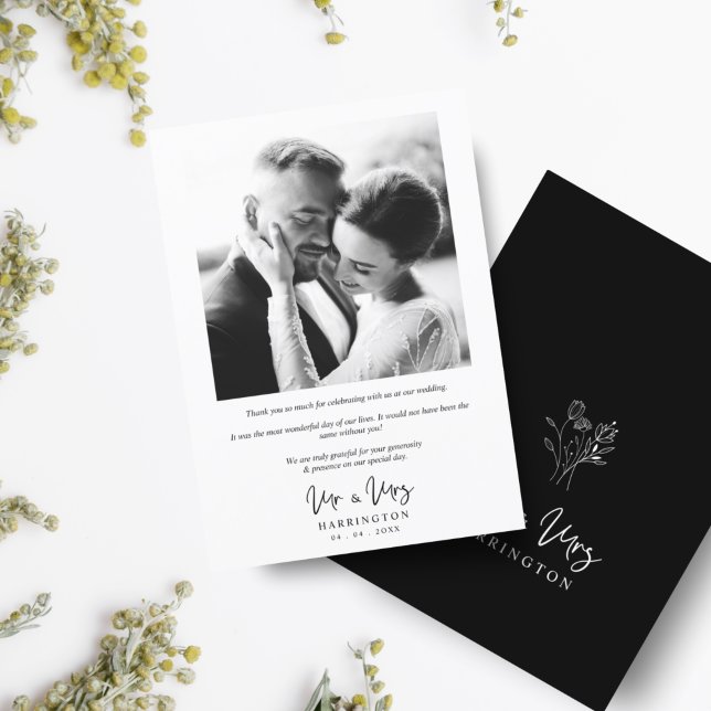 Carte De Remerciements Photo Typographie moderne MR & MRS Mariage Bouquet (Créateur téléchargé)