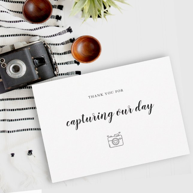 Carte De Remerciements Photographe mariage Capturant notre appareil photo (Créateur téléchargé)