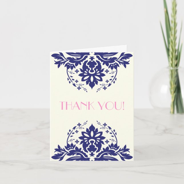 Carte De Remerciements Remerciement de mariage bleu marine damassé rose (Devant)