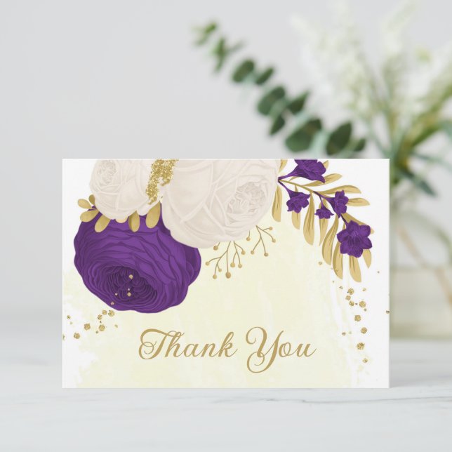 Carte De Remerciements Romantique royal violet & fleurs blanches or (Debout devant)