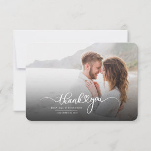 Carte De Remerciements Script moderne Love Heart Newlyweds Photo