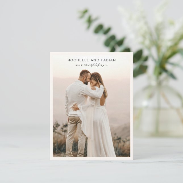 Carte De Remerciements Simple Crème Photo Mariage élégant (Debout devant)