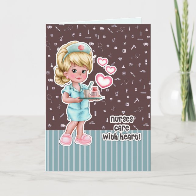 Carte De Remerciements Soins infirmiers avec coeur. Cute Blond Nurse (Devant)