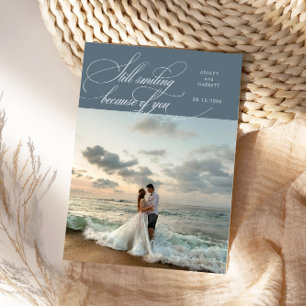 Carte De Remerciements Toujours Souriante Élégante Photo de Mariage Bleu 
