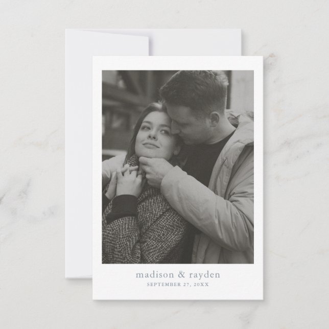 Carte De Remerciements Typographie chic Dusty Blue Monogramme Mariage pho (Devant)