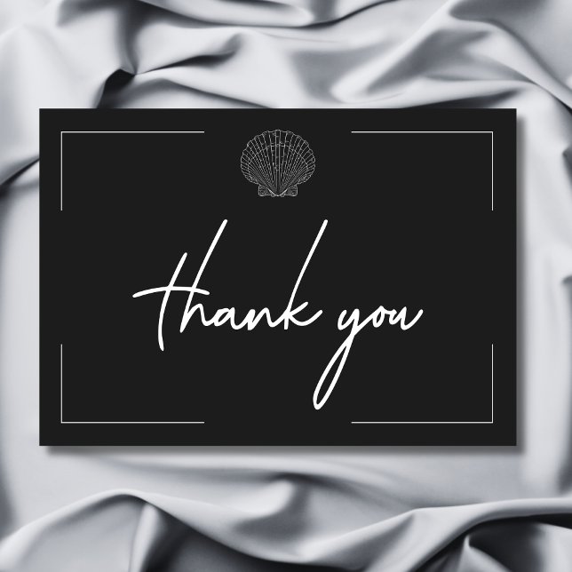 Carte De Remerciements Typographie minimale Mariage de coquillage noir et (Minimal Typography Black & White Seashell Wedding Thank You Card)