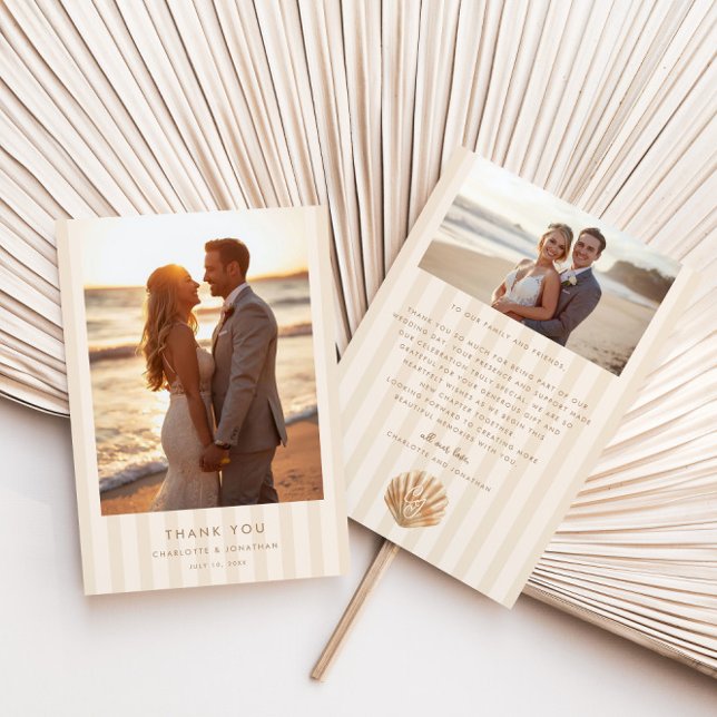 Carte De Remerciements Whimsical Shell Monogram Coastal Wedding (Créateur téléchargé)