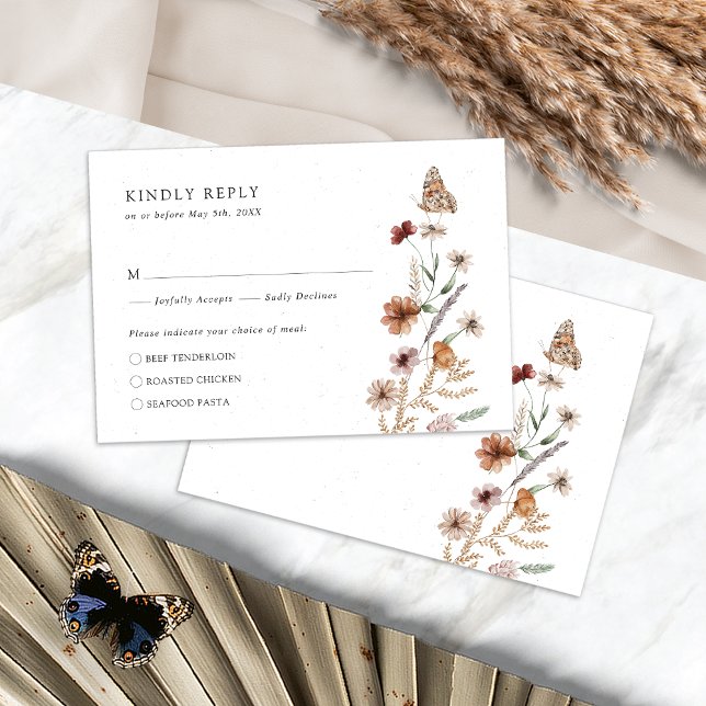 Carte de réponse Rustique Bohème Fleur Sauvage (Rustic Boho Wildflower White RSVP Card with Butterfly by Painted Paperie
)