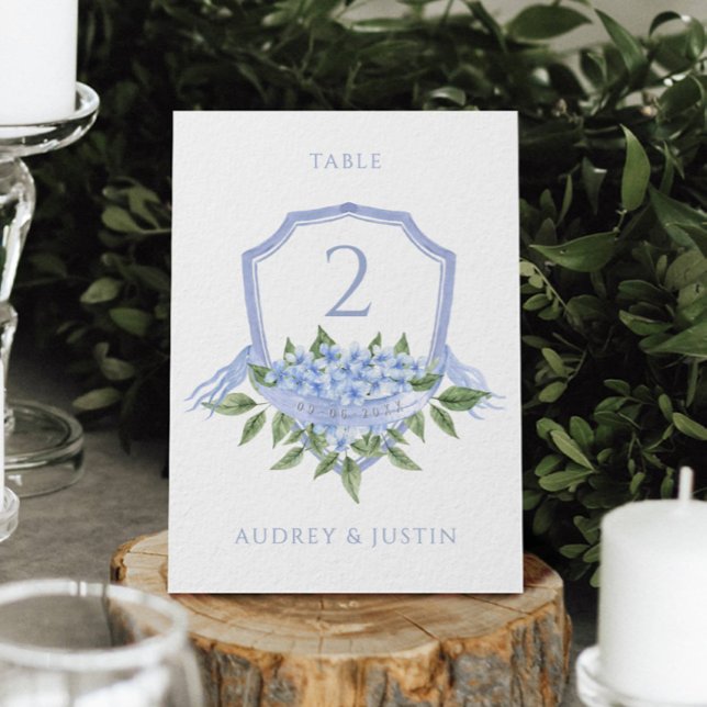 Carte de table à crête de mariage Bigorneau Bleu (Créateur téléchargé)