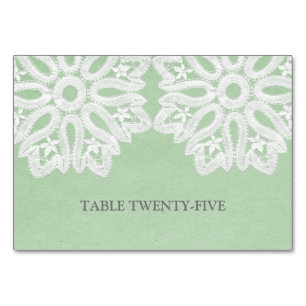 Carte de table en dentelle verte à la menthe