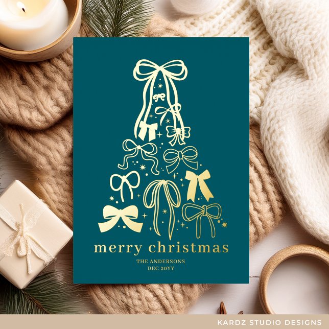 Carte de vacances de Noël élégante et unique (Christmas Card shown in 5 x 7 inches. Personalize and hoose corner style before checkout.)