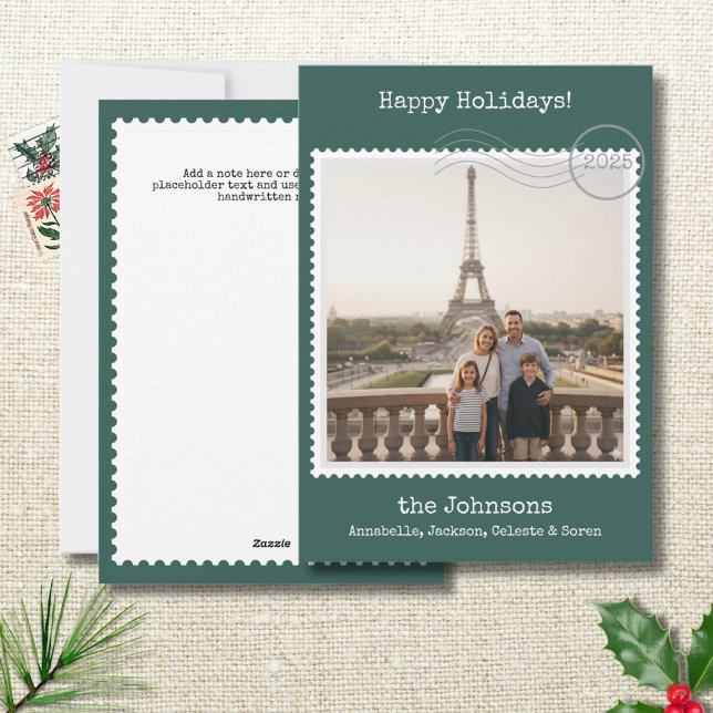 Carte de vacances verte Carré de timbres de poste (Nostalgic personalized photo holiday card with postage stamp border on green. Add a note to the back)