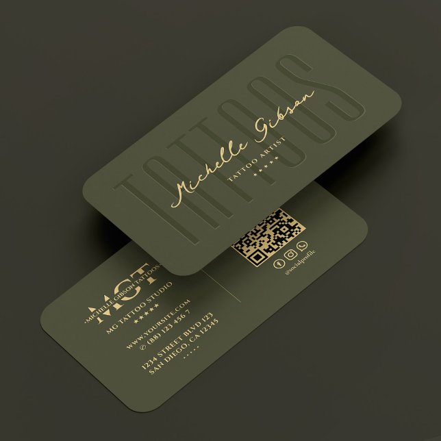 Carte De Visite Artiste de tatouage moderne Monogramme Tatouages A (Modern Tattoo Artist Monogram Tattoos Army Green Business Card
)
