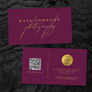 Carte De Visite Burgundy Gold Script QR Code Médias sociaux