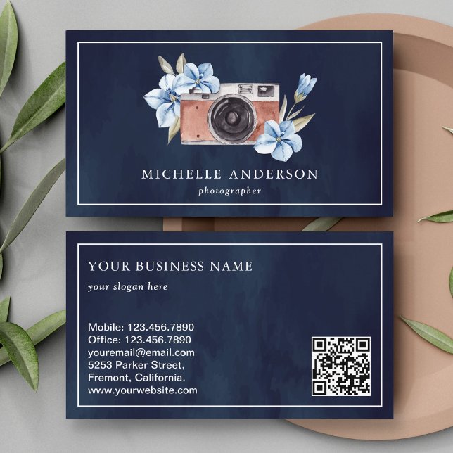 Carte De Visite Caméra florale bleu marine Photographe de code QR (Créateur téléchargé)