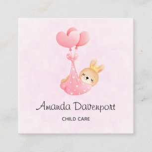 Carte De Visite Carré Bébé mignon dans une couverture de coeur