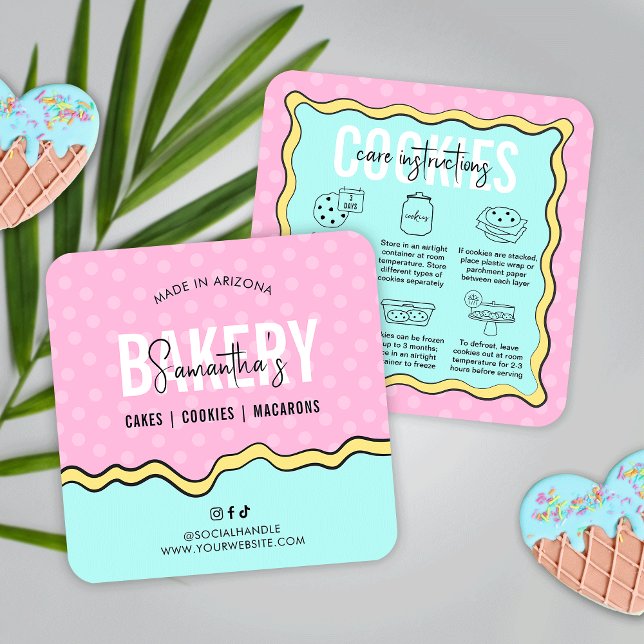 Carte De Visite Carré Cartoon bleu rose tendance Instructions de soins (Trendy cookie care instructions cards in pastel pink & blue colors and modern cartoon style design)