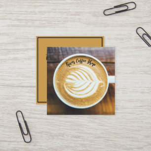 Carte De Visite Carré Coupe de mousse de forme feuille de café sur le no
