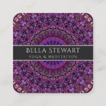 Mandala floral coloré pourpre