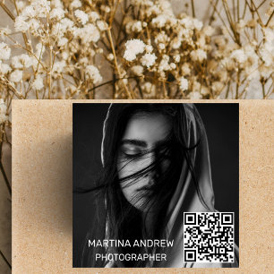 Carte De Visite Carré Minimaliste Sleek Social Media QR Code personnalis